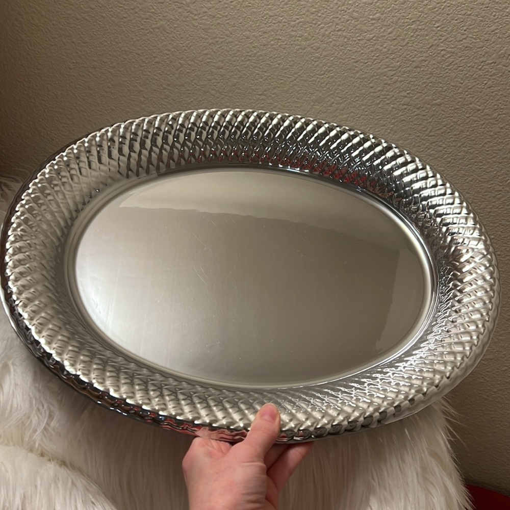 Oval Silver Color Serving Platters 14.5" x 17.75" x 2" (tall), Set of 8